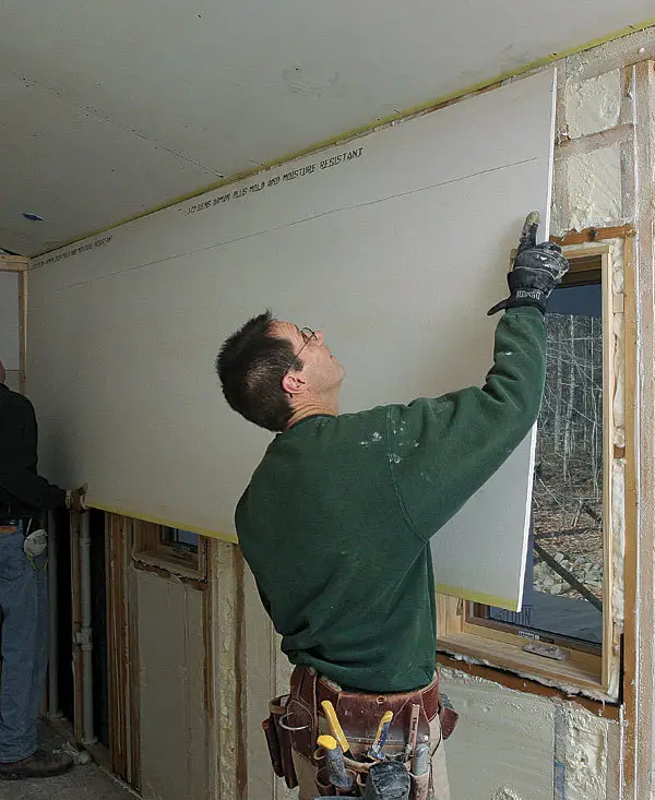Fight Mold With Paperless Drywall