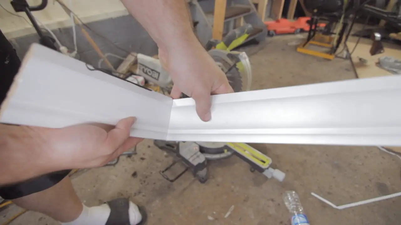 How To Cut Crown Molding Outside Rounded Corner