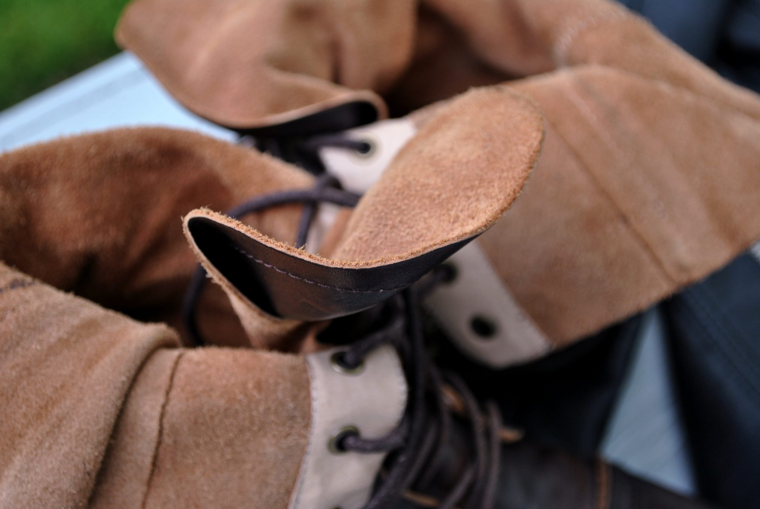 How to Get Bad Smells out of Leather: 9 Steps (with Pictures)