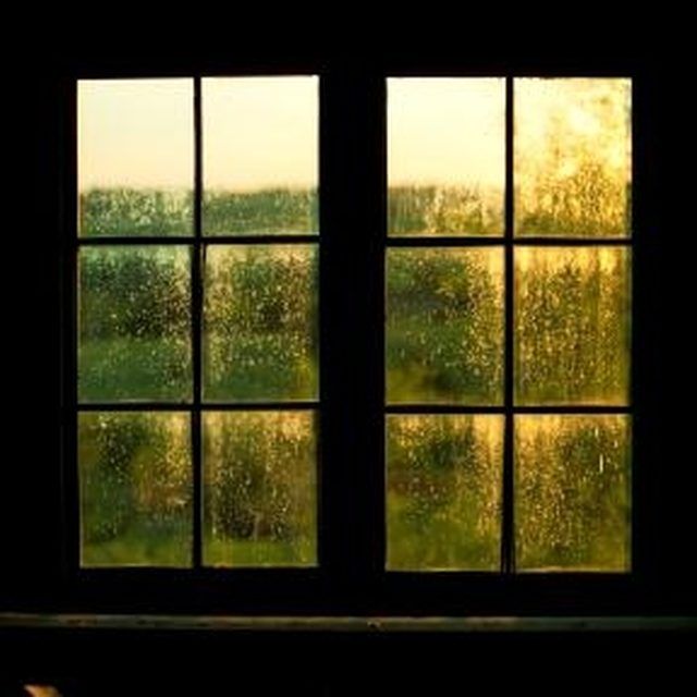 How to Remove Black Mold From My Wood Window Trim