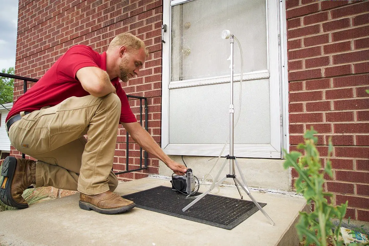 Mold Air Sample Testing during a Home Inspection